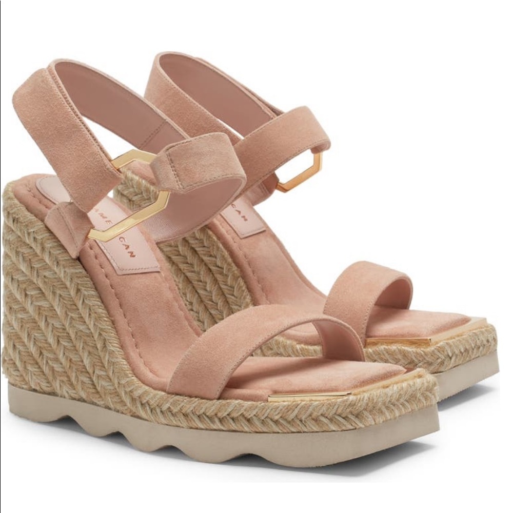 Good American pink suede wedges